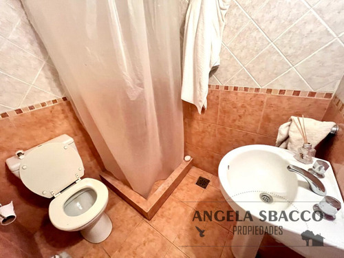 Excelente Casa En San Joaquín.