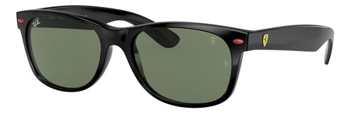 Anteojos de sol Ray-Ban New Wayfarer Scuderia Ferrari Collection Standard con marco de nailon color matte black, lente green clásica, varilla matte black de nailon - RB2132M