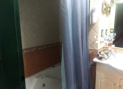 Imagen 9 de 14 de Duplex 4 Amb En Venta En Moron Con Fondo Libre