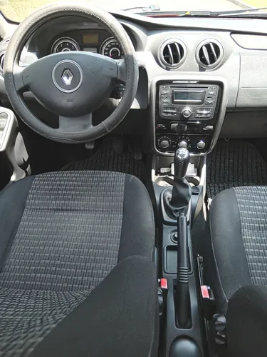 Renault Sandero 1.6 Dynamique 110 hp