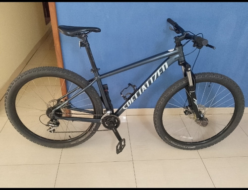 Bicicleta Specialized Rockhopper 2022