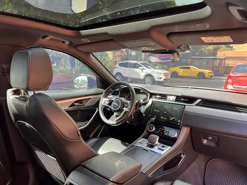Jaguar F-PACE R-Dynamic Mhev Hibrida 3.0