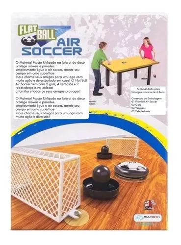 Brinquedo de futebol flutuante