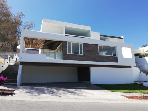 Imagen 1 de 12 de Casa Sola En Venta Club De Golf La Loma