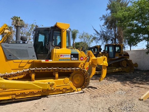 Tractor Bulldozer Komatsu D85