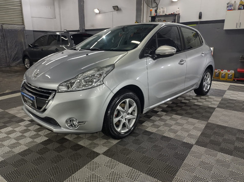 Peugeot 208 1.5 Allure Touchscreen