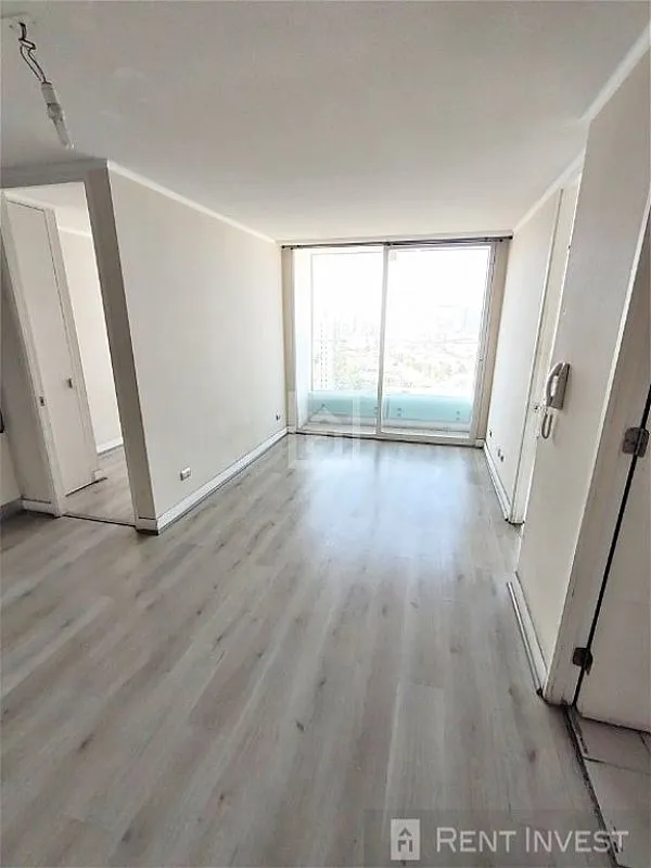 Imagen 2 de 15 de Depto En Arriendo 2d1b En Independencia