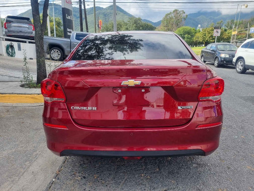 Imagen 4 de 11 de Chevrolet Cavalier 2019 4p Premier L4/1.5 Aut