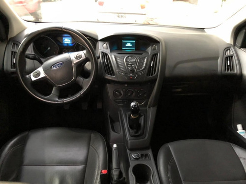 Imagen 9 de 13 de Ford Focus 1.6s