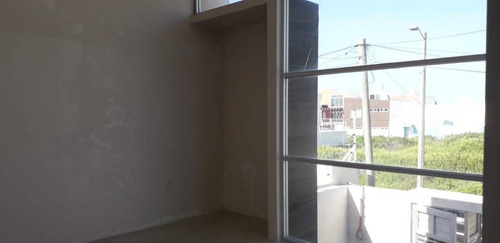 Imagen 14 de 22 de Casa En Venta, Col. Paraiso, Coatzacoalcos, Ver.