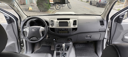 Toyota Hilux 3.0 Srv Cab. Dupla 4x4 Aut. 4p