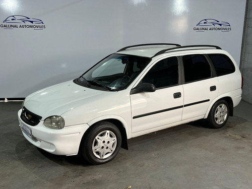 Imagen 3 de 11 de Chevrolet Corsa Wagon - Nueva - Permuto Financio