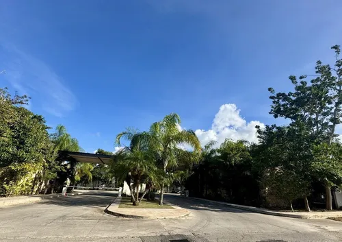 Residencia En Venta De 4 Recámaras En Privada Amanthea.