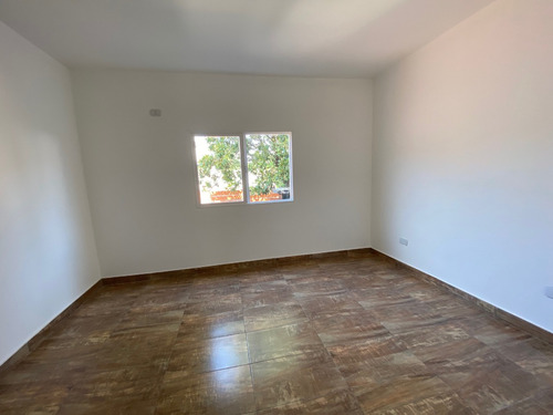 Duplex 4 Amb C/patio En Olivos