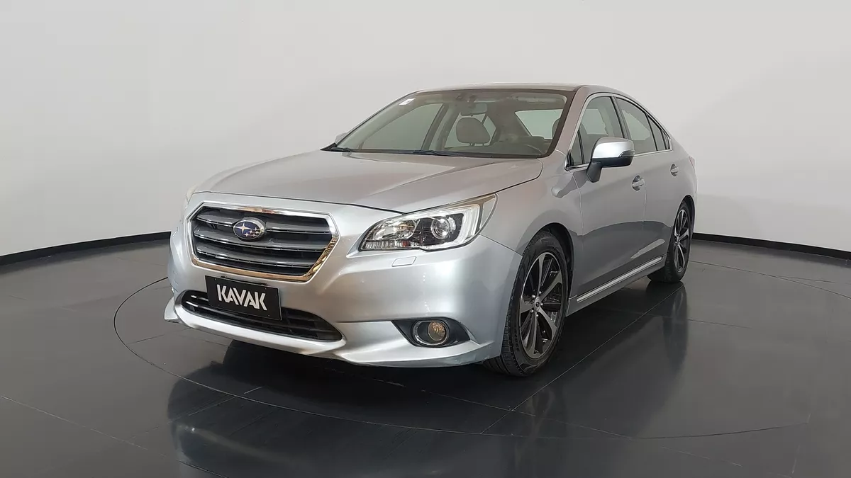 Subaru Legacy R