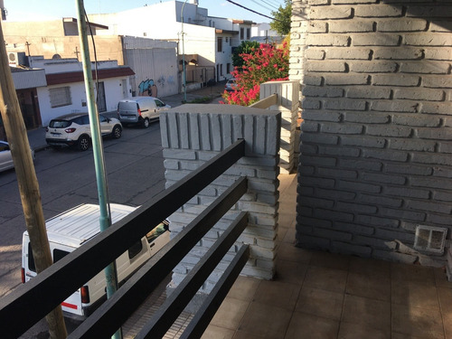 Imagen 5 de 9 de Ph 2 Amb Sin Expensas Reciclado Con Terraza