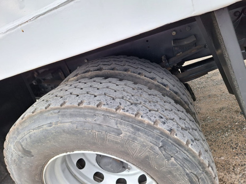 Cesto Aéreo Locação Mensal Mercedes Benz 1718 Ano 2012
