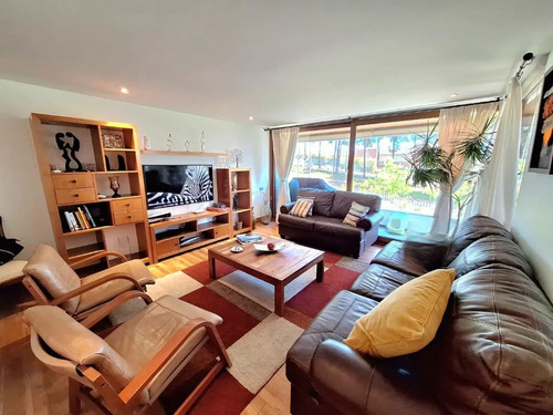 Tejada 4d+4b+4est+1bod+piso Bajo+piscinas+areas Verdes