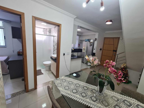 Apartamento Cobertura Duplex Com Sol Da Manhã/tarde, Rua Silenciosa E Vista Livre, 3 Quartos, 3 Banheiros(2 Suites) E 2 Vagas De Garagem Cobertas E Mobiliado Pronto Para Morar!!!