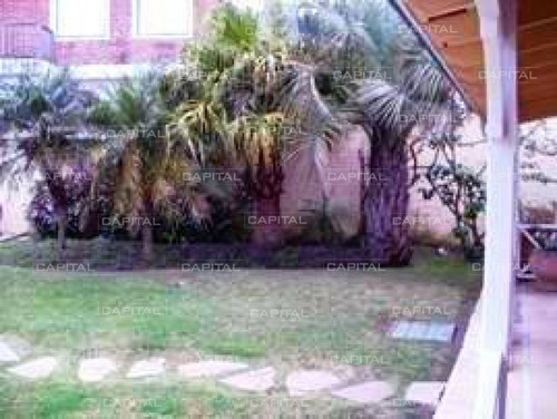 Casa En Venta La Barra Punta Del Este- Ref: 25518