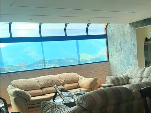 Elegante Penthouse En La Tahona