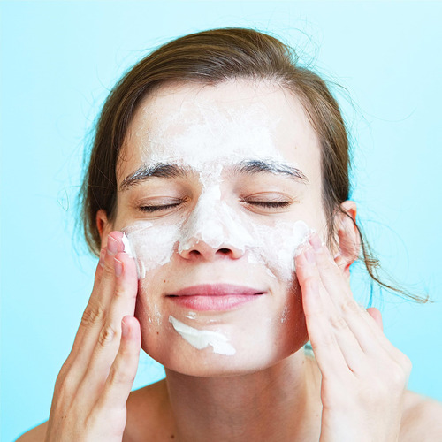Exfoliante Facial Neutrogena, Sin Aceite, Acné, 2% Ácido Sal
