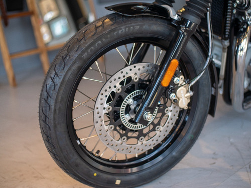 Imagen 11 de 25 de Royal Enfield Continental Gt 650 Azul Reserva Disponible