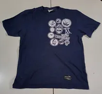 Comprar Remera De Gimnasia Mini Escudos Penalty, Talle M Detalles