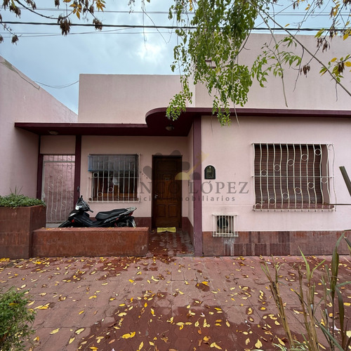 Casa En Venta Sobre Avenida Principal De Saladillo