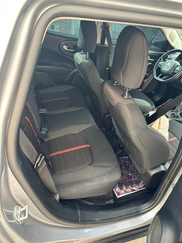 Fiat Toro 1.8 16v Freedom Flex 4x2 Aut. 4p