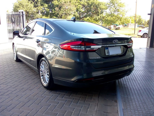 Imagen 3 de 5 de Ford Mondeo 2.0 Titanium Hybrid