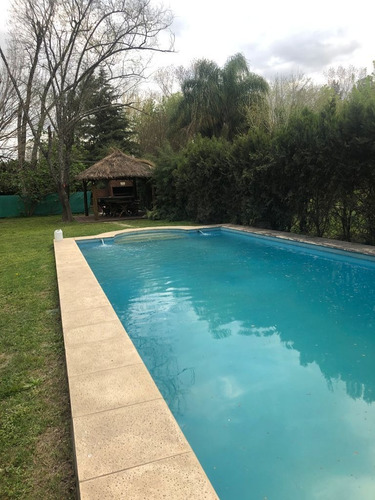 Imagen 2 de 8 de Casa En Venta En Canning