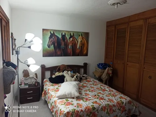 Se Vende Cómoda Casa En La Castellana Primer Piso