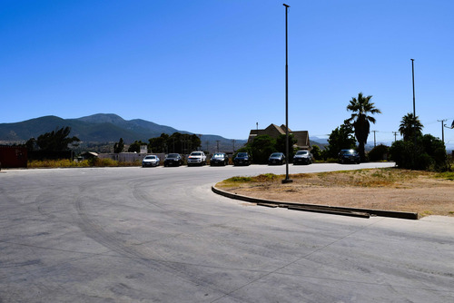 Amplio Terreno Con Casa En Camino A Colmo (98430)