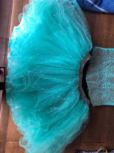 Imagen 4 de 7 de Vestido De Xv Agua Marina