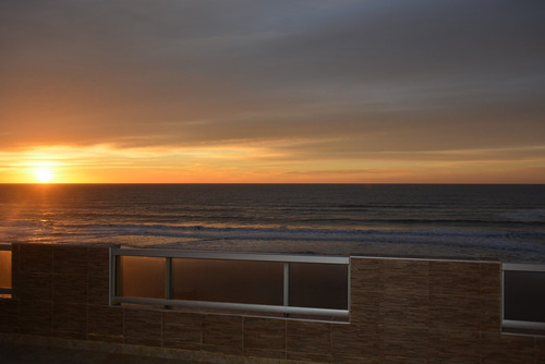 Imagen 4 de 18 de Departamento Frente Al Mar 4 Ambientes Con Balcon Terraza, Cochera Cubierta, 6 Personas Zona Centro Villa Gesell