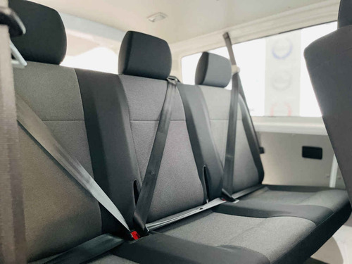 Imagen 9 de 15 de Volkswagen Transporter 2019 5p Tdi L4/2.0/t Aut 9/pas