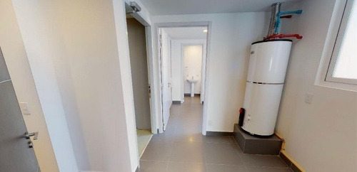 Exclusivo Departamento Con Amplios Espacios Y Amenidades De Primera