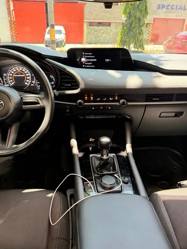 Mazda 3 2.0 Prime