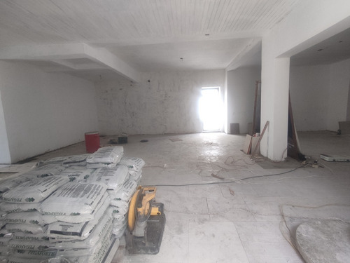Imagen 8 de 8 de Se Alquila Casa Comercial 1200m2 Ubicada En Los Chaguaramos