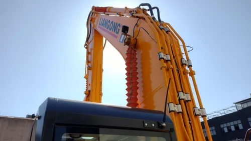 Excavadora Liangong - R323lc