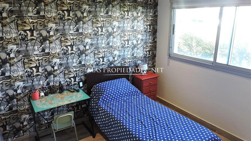 Imagen 9 de 17 de Casa En Venta En Berazategui Las Golondrinas 6 Ambientes