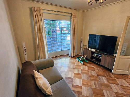 Venta Casa Providencia 5d+4b+2est+1bod 263m2 Barrio Tranquil