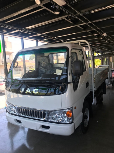 Camión Jac 1035