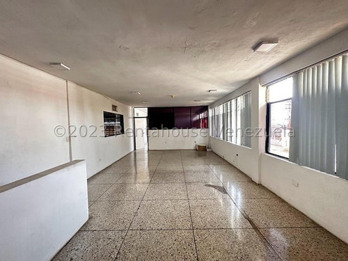 Jean Pavon Tiene Excelente Galpón En Venta En La Zona Industrial Ill Oeste De Barquisimeto Lara 5 8 6 4