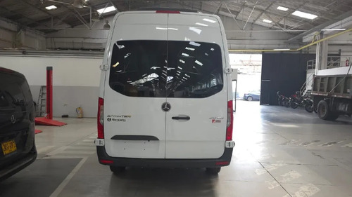 Mercedes Benz Sprinter 415 14p  (precio Sin Adecuaciones)