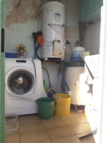 Imagen 8 de 14 de Galpon Con Vivienda En Alquiler En Lanus Oeste