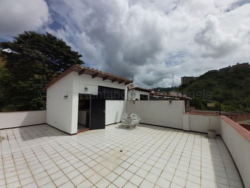 Imagen 11 de 13 de Casa En Venta En La Trinidad 22-10719 Caro Fermoso 04242083128