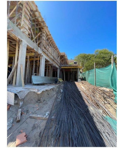 Edificio En Pozo - La Argentina Beach - Pinamar - Playa