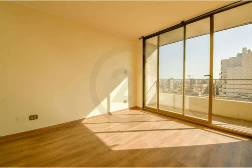 Departamento Piso 3, Barrio Italia, Buen Edificio
